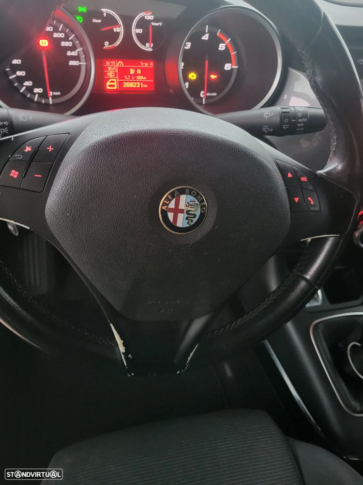 Alfa Romeo Giulietta 1.6 JTDM Exclusive 57X - 9