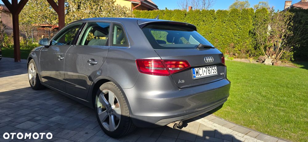 Audi A3 Sportback 1.4 TFSI Ambiente - 4
