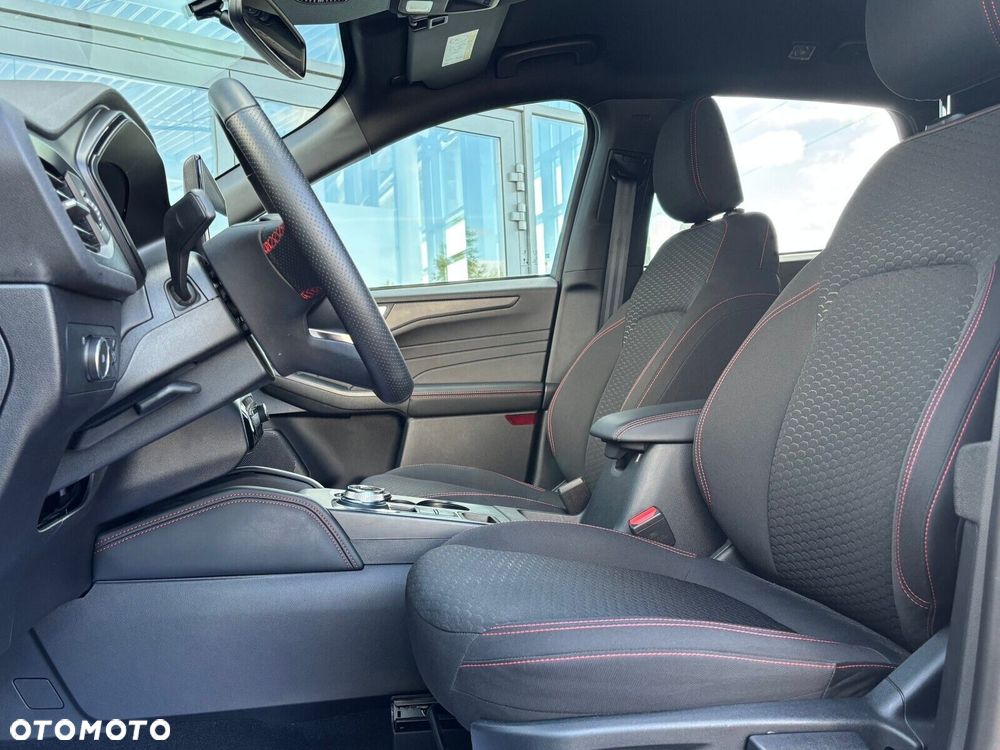 Ford Kuga - 13