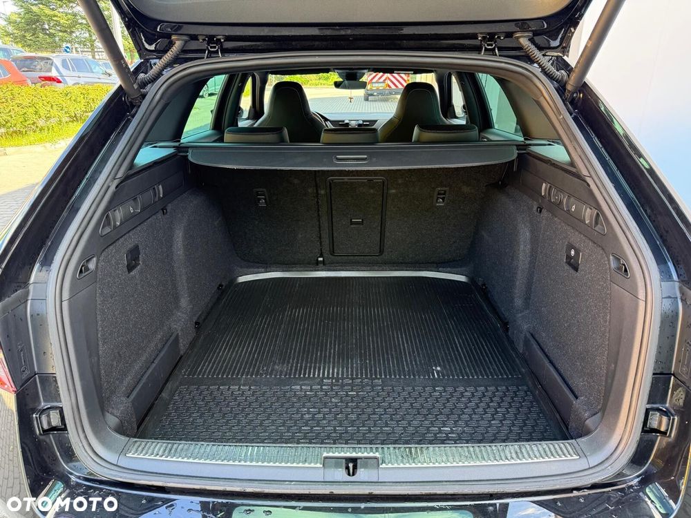 Skoda Superb 2.0 TSI Sportline DSG - 14