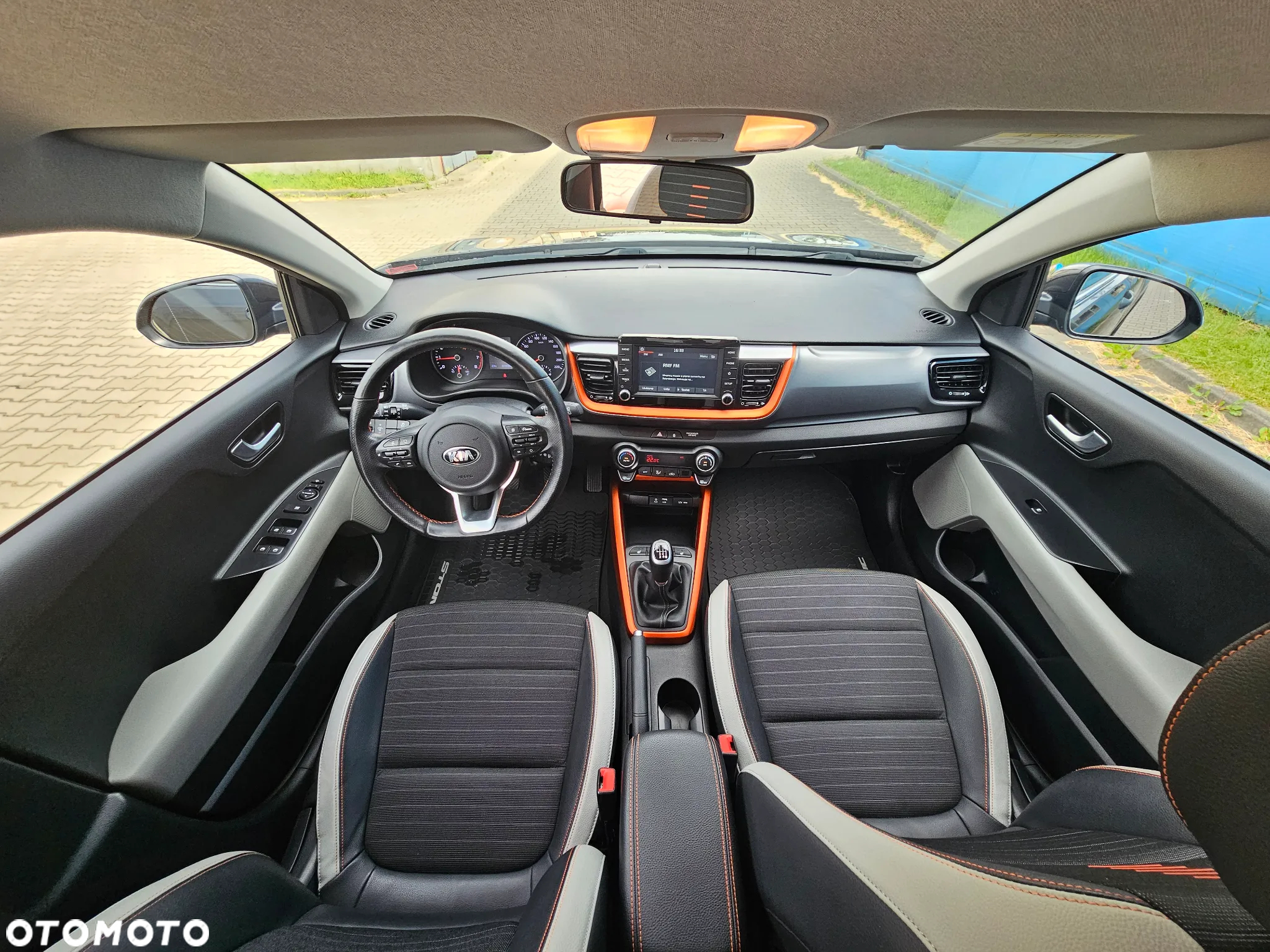 Kia Stonic 1.0 T-GDI 120 Spirit - 8