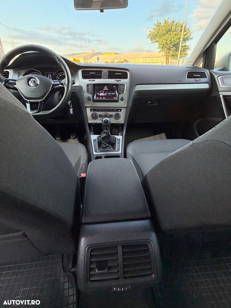 Volkswagen Golf 1.6 TDI BMT Trendline - 12