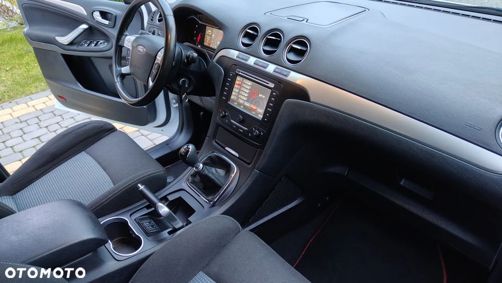 Ford S-Max 2.0 TDCi DPF Business Edition - 22