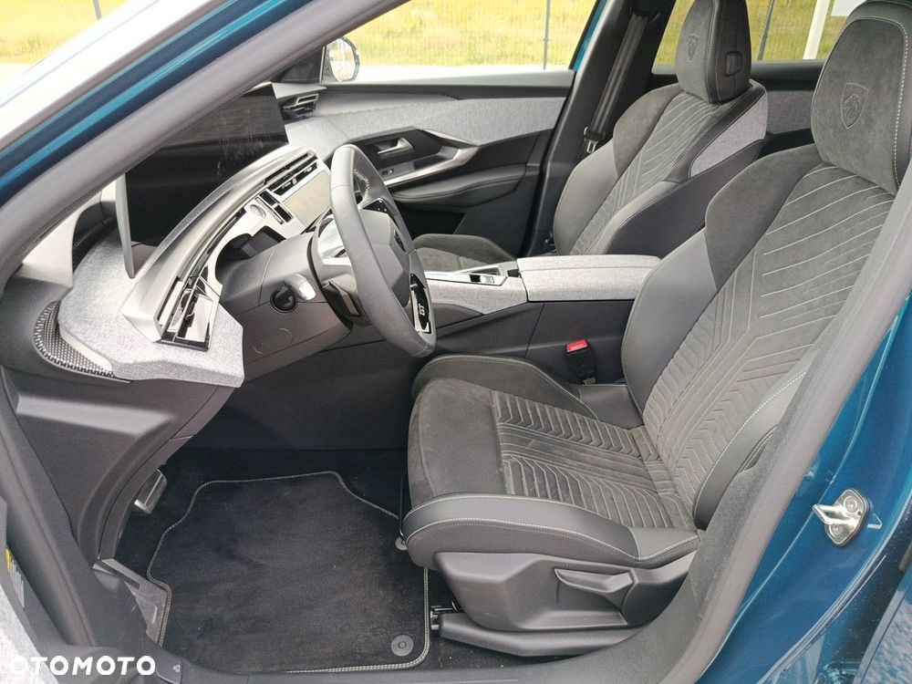 Peugeot 3008 1.2 PureTech mHEV GT S&S e-DCS6 - 9