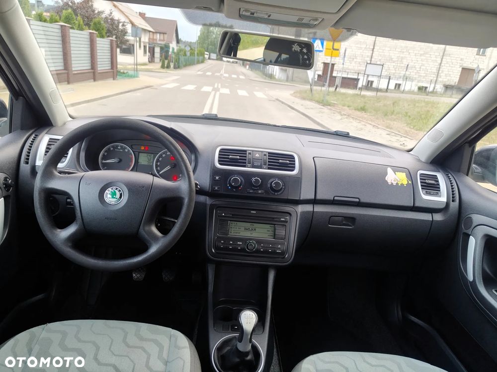 Skoda Fabia 1.2 HTP Elegance - 24