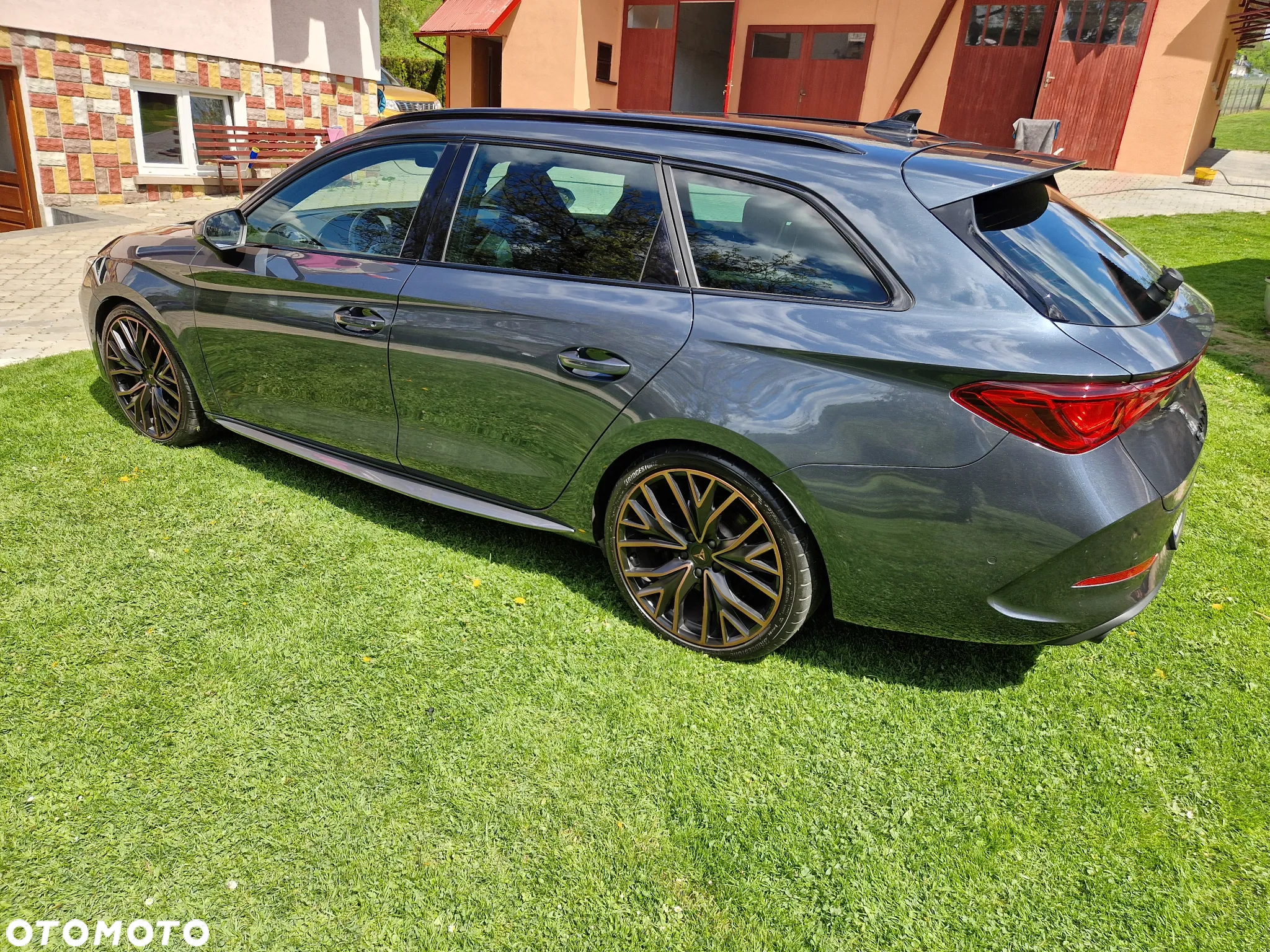 Cupra Leon 2.0 TSI DSG - 8