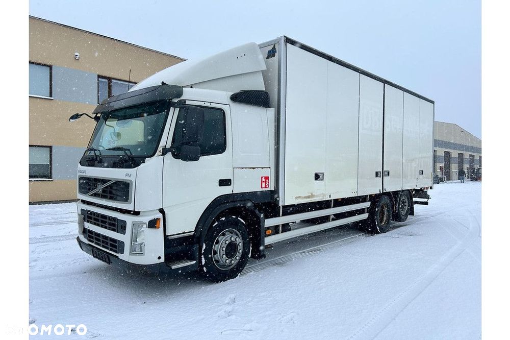 Volvo FM300 6X2*4 EURO5 + SIDE OPENING - 3