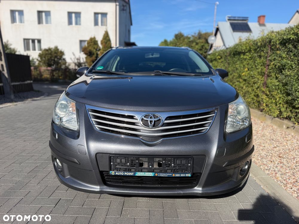 Toyota Avensis 2.0 D-4D - 8