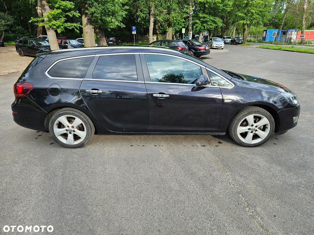 Opel Astra 1.4 Turbo - 11