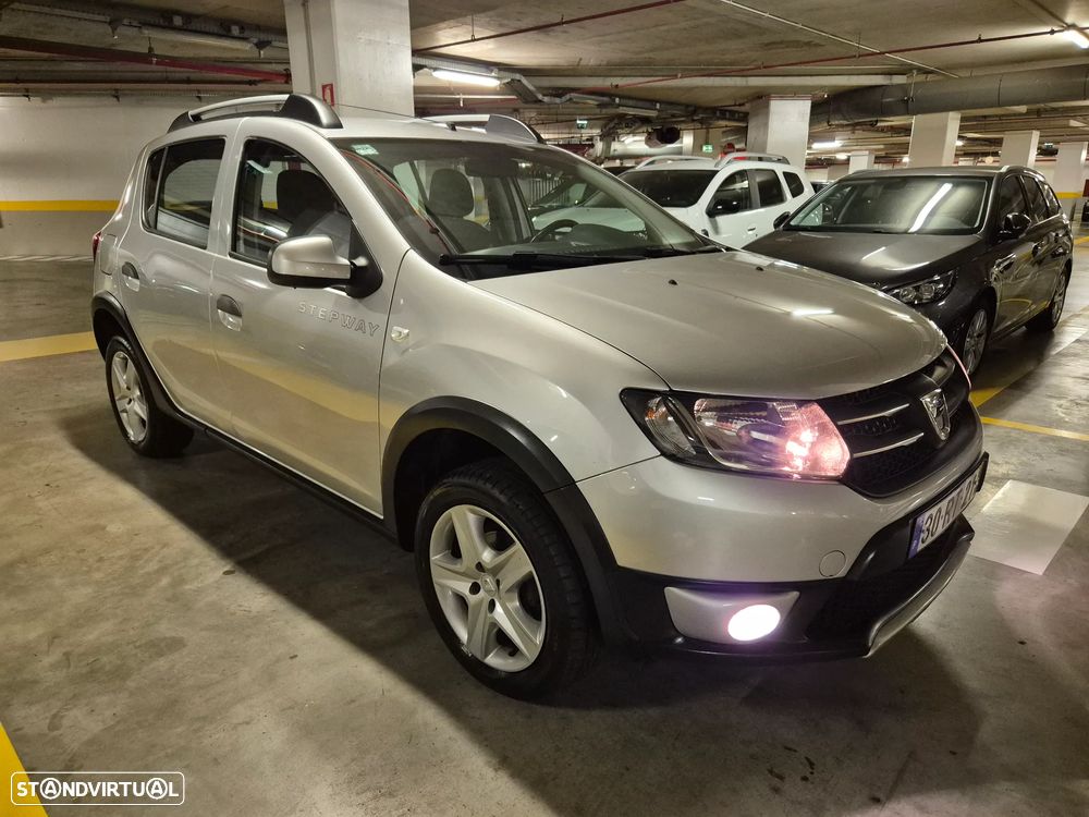 Dacia Sandero 0.9 TCe Stepway - 5