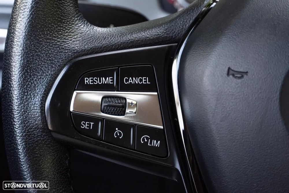 BMW 116 d Line Luxury - 37