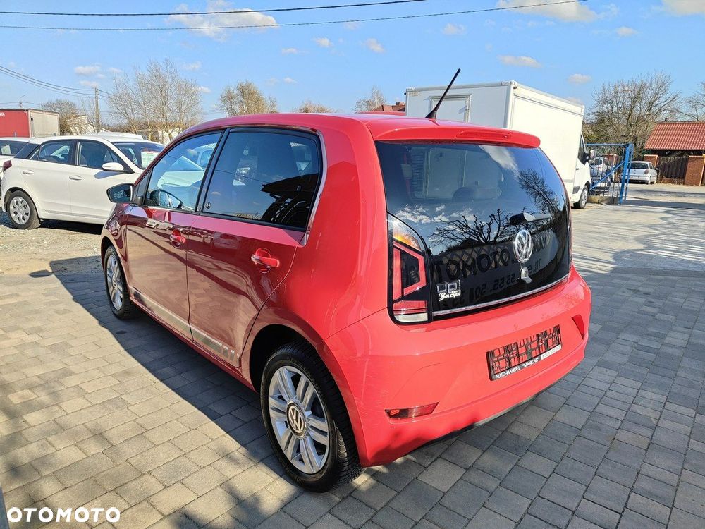 Volkswagen up! 1.0 Beats - 4