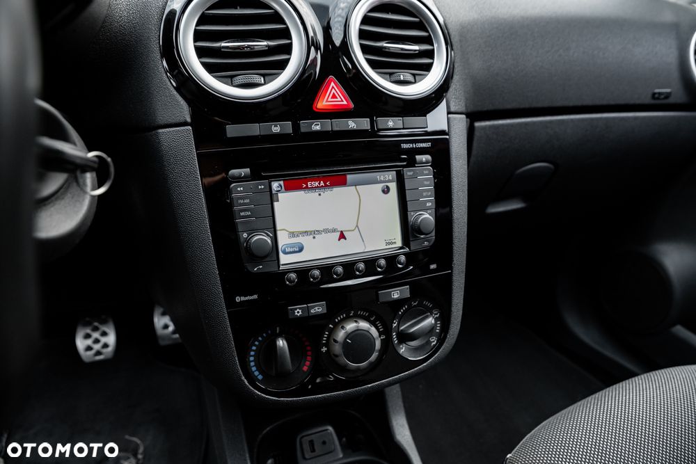 Opel Corsa 1.6T OPC - 22