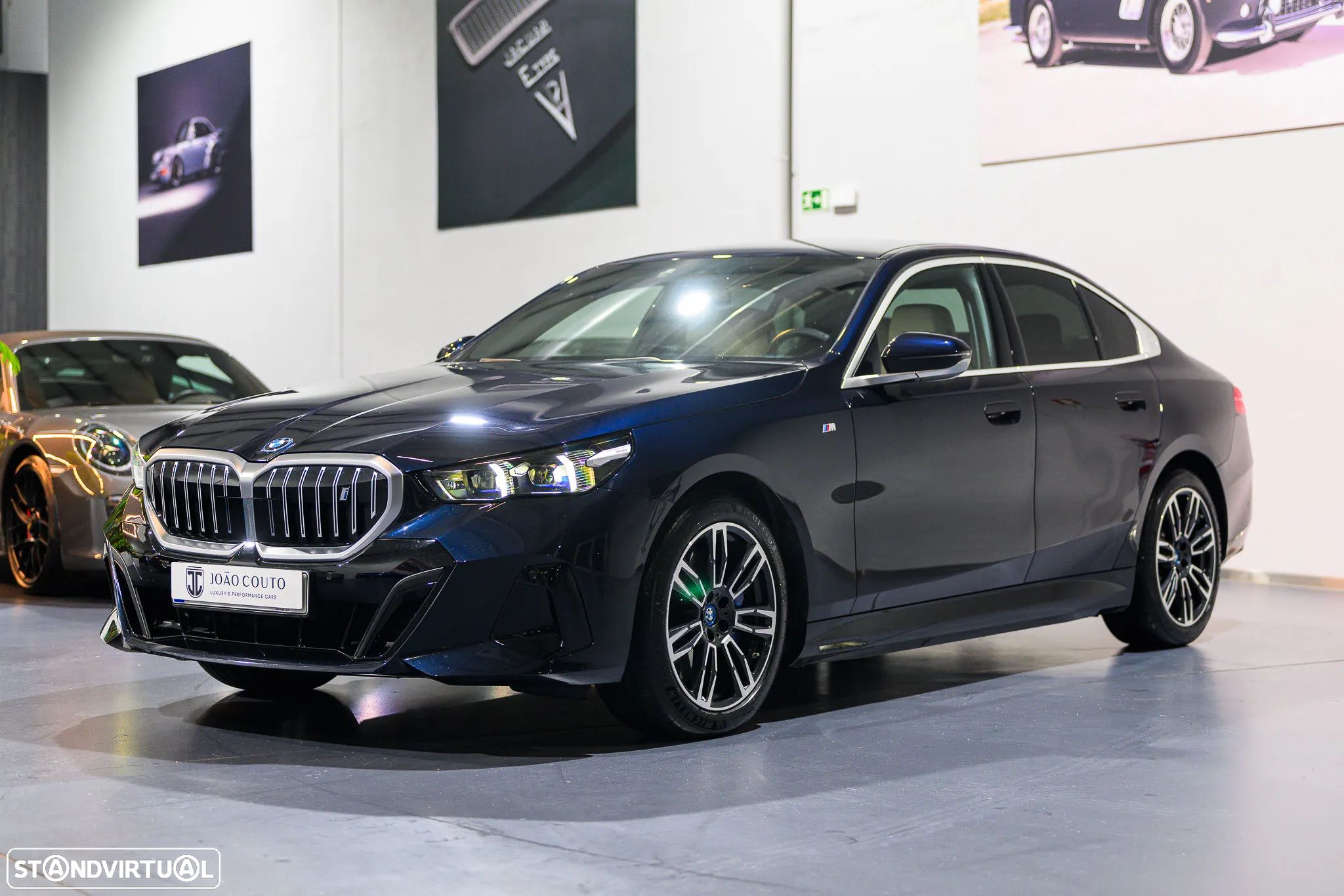 BMW i5 eDrive40 Edição Desportiva M - 1