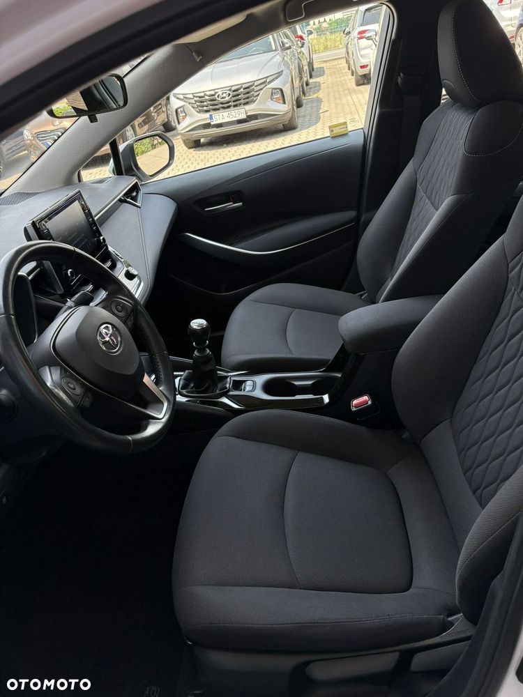 Toyota Corolla - 17