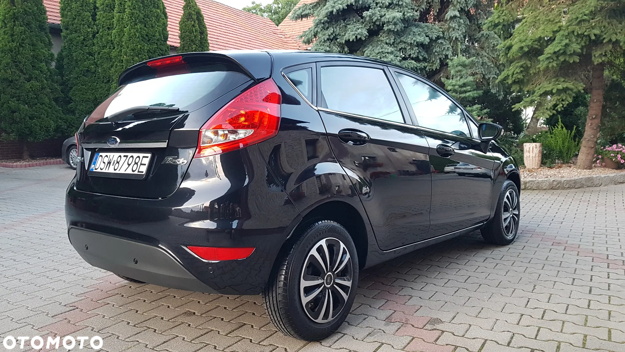 Ford Fiesta - 12