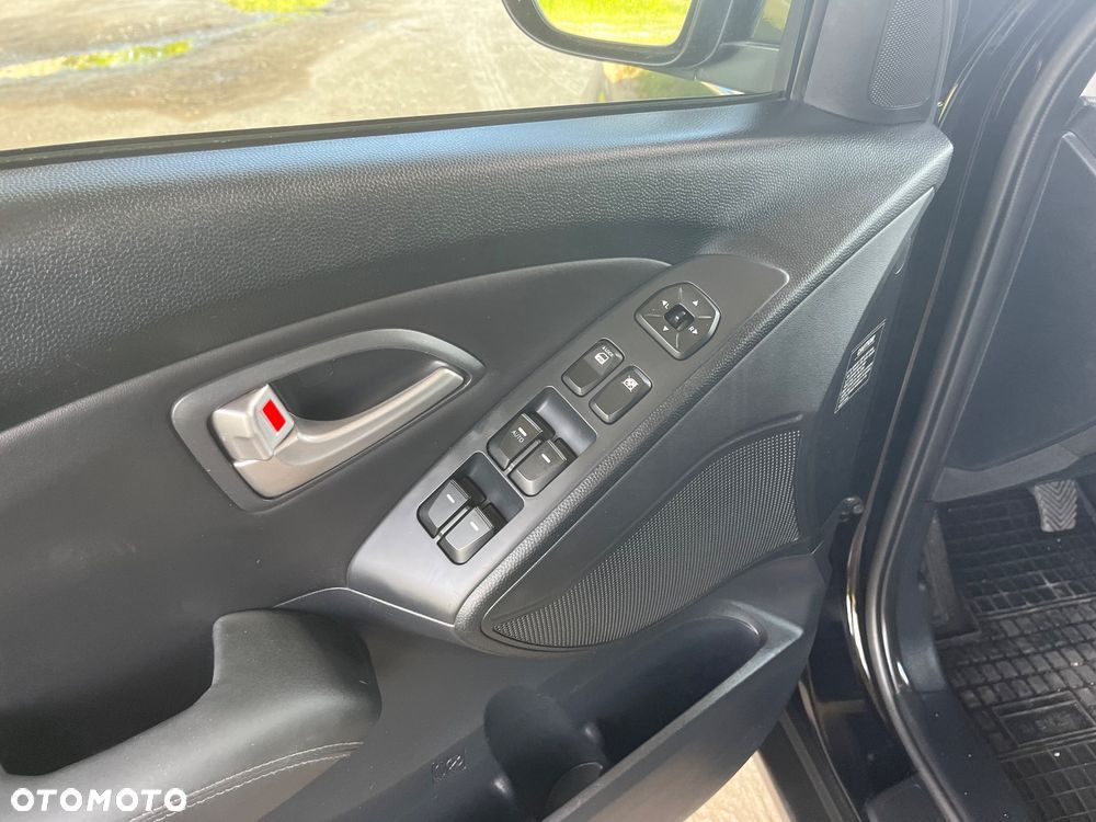 Hyundai ix35 1.7 CRDi Premium 2WD - 15