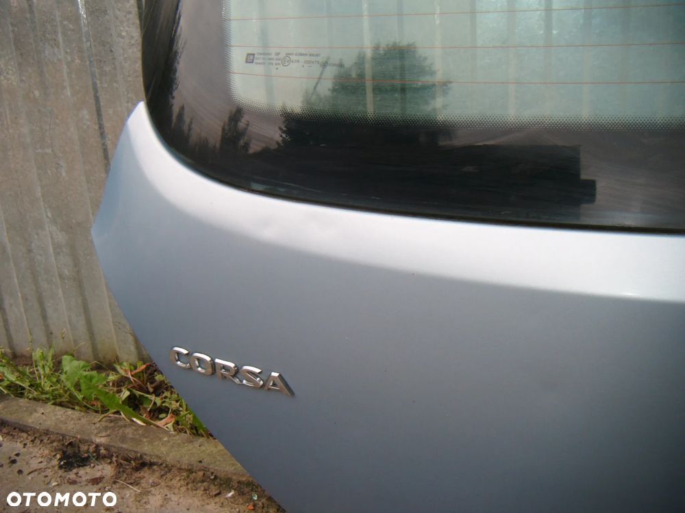 opel corsa d  3d 09r klapa tył z szybą Z21C - 5