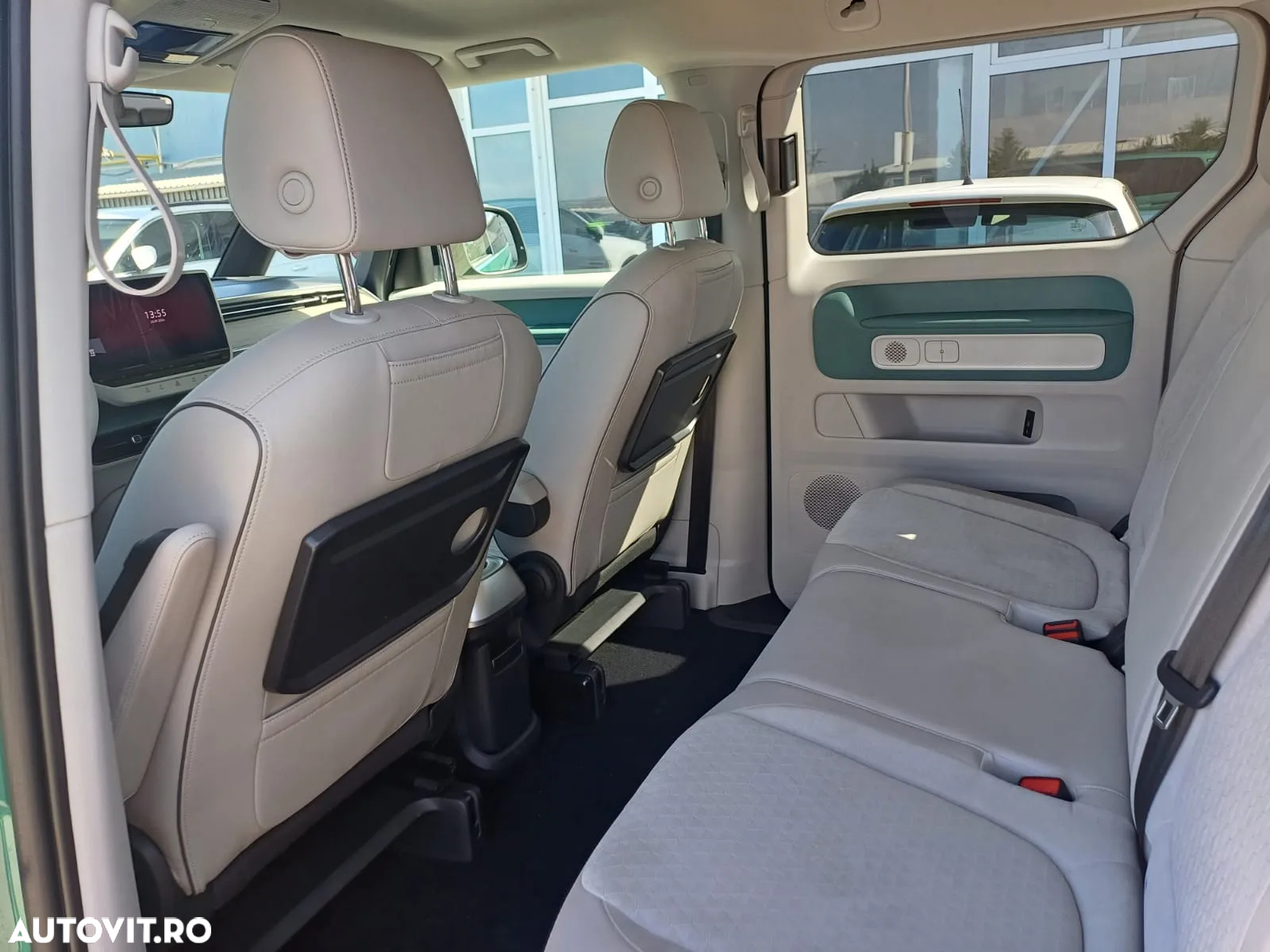 Volkswagen ID. Buzz - 7