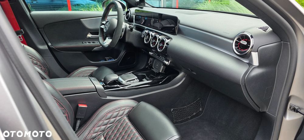 Mercedes-Benz Klasa A 35 AMG 4-Matic 7G-DCT - 27