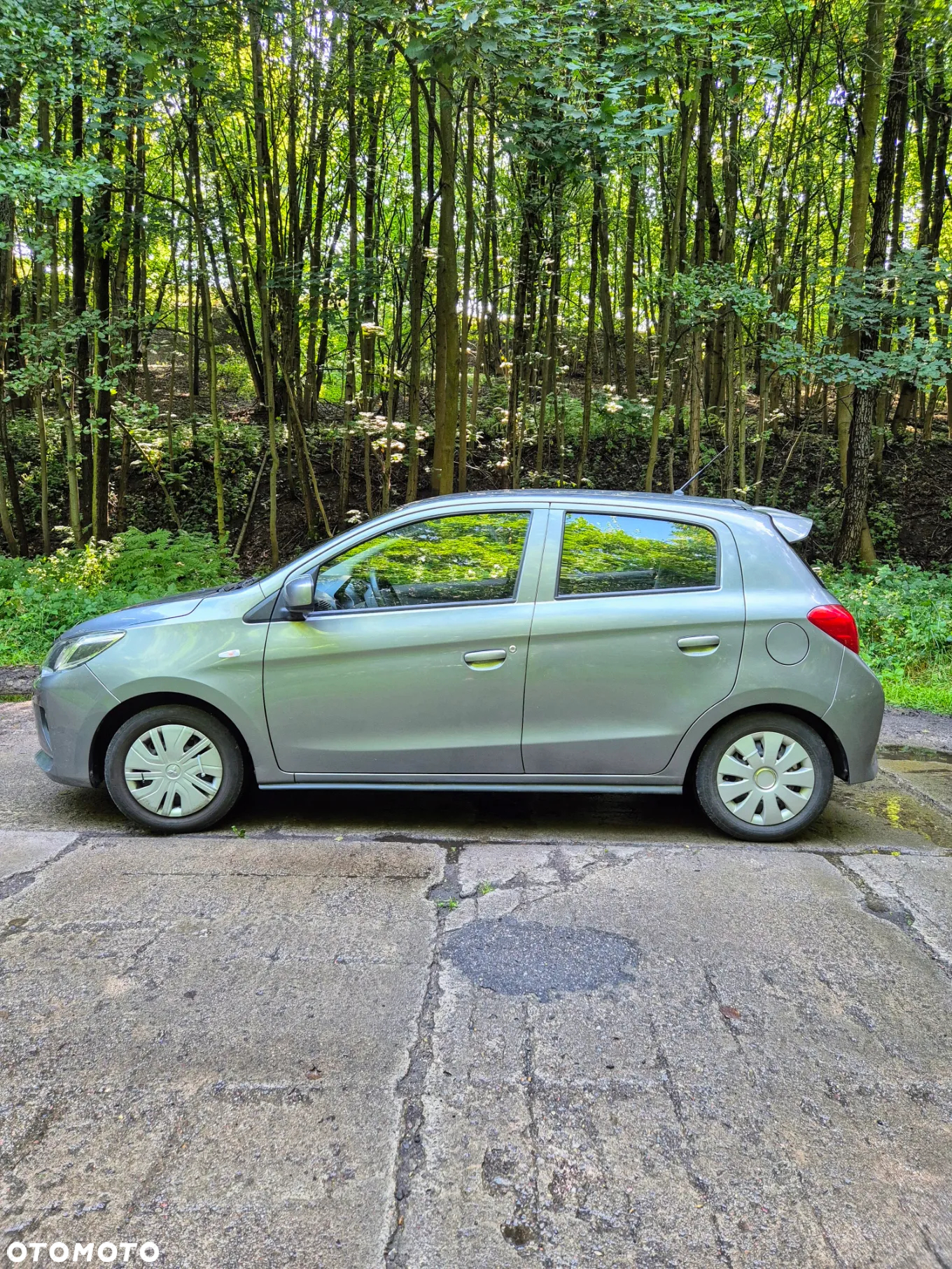 Mitsubishi Space Star - 2