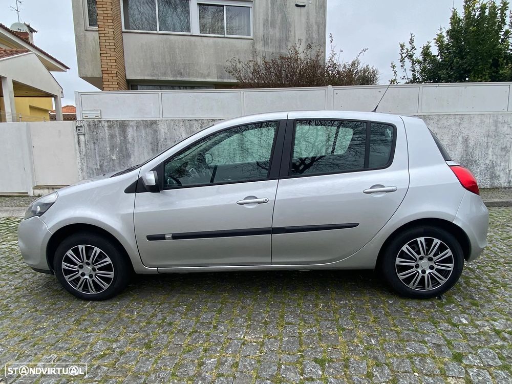 Renault Clio - 5