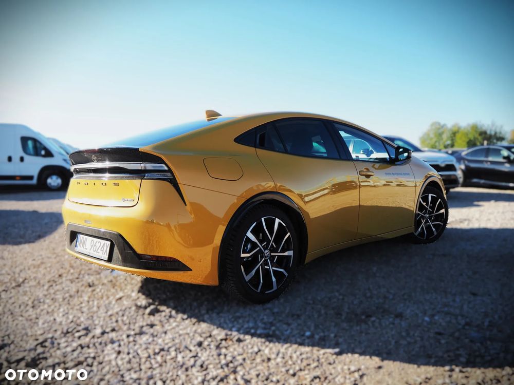 Toyota Prius Plug-in 2.0 Hybrid Prestige - 8