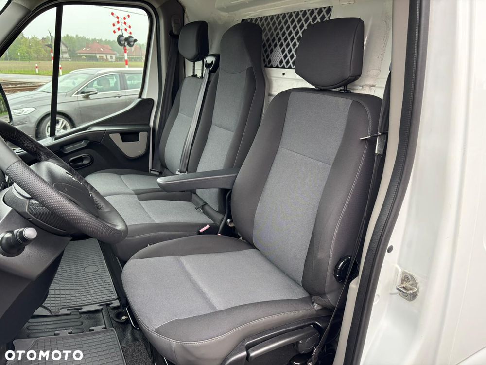 Renault Master - 15