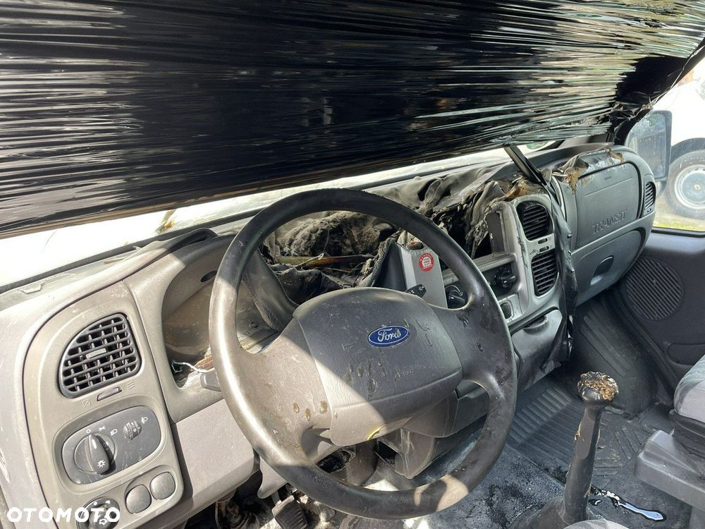 Ford Transit - 18