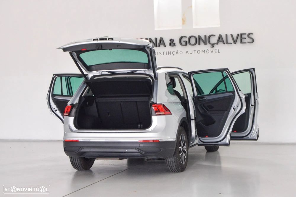 VW Tiguan 2.0 TDI Life DSG - 13