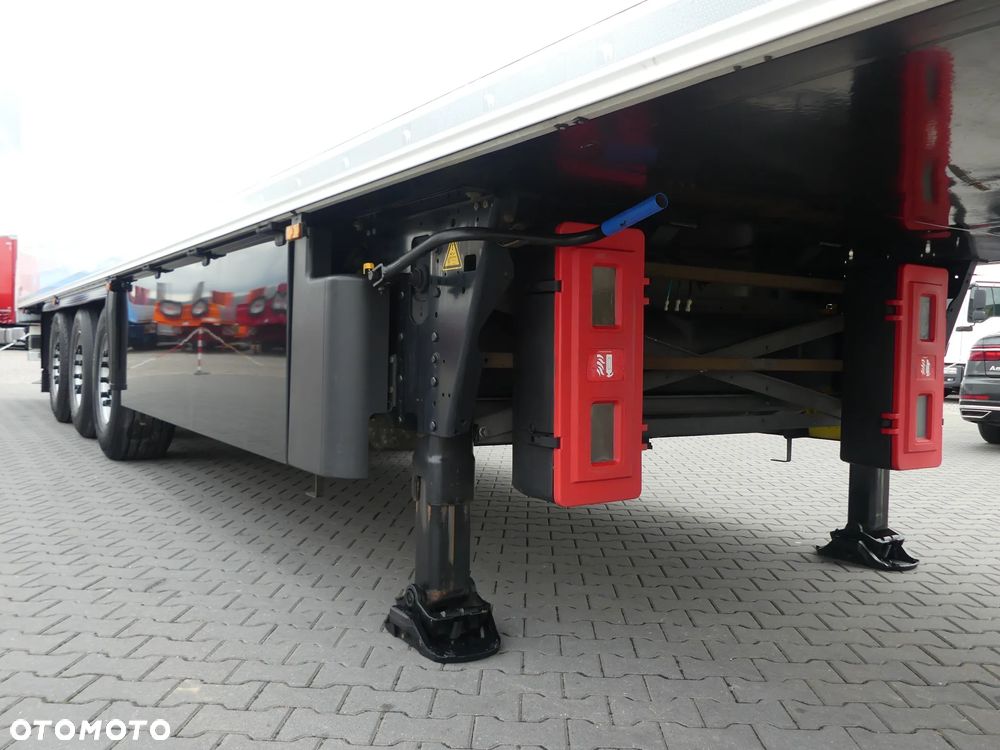 Schmitz Cargobull CHŁODNIA / OŚ PODNOSZONA / 3600 MTH / KWIATOWA / - 16