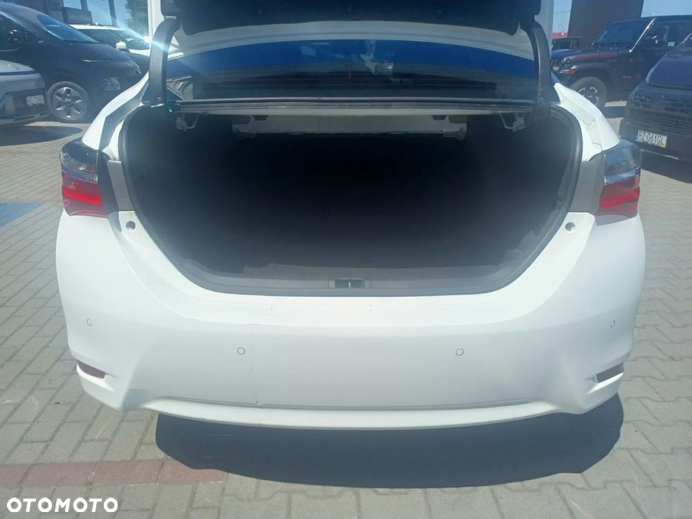 Toyota Corolla 1.6 Prestige - 25