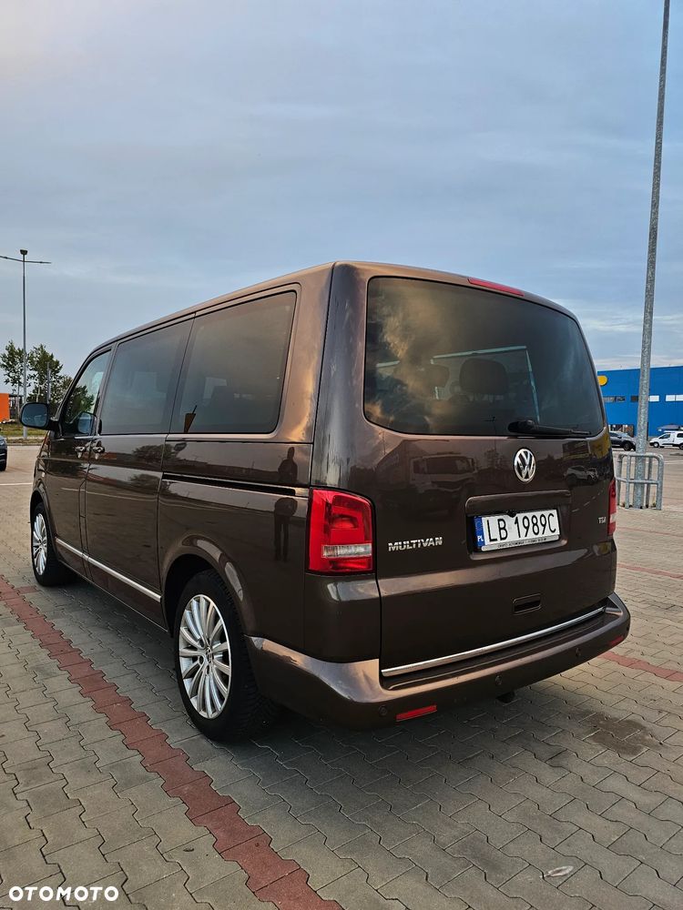 Volkswagen Multivan - 5