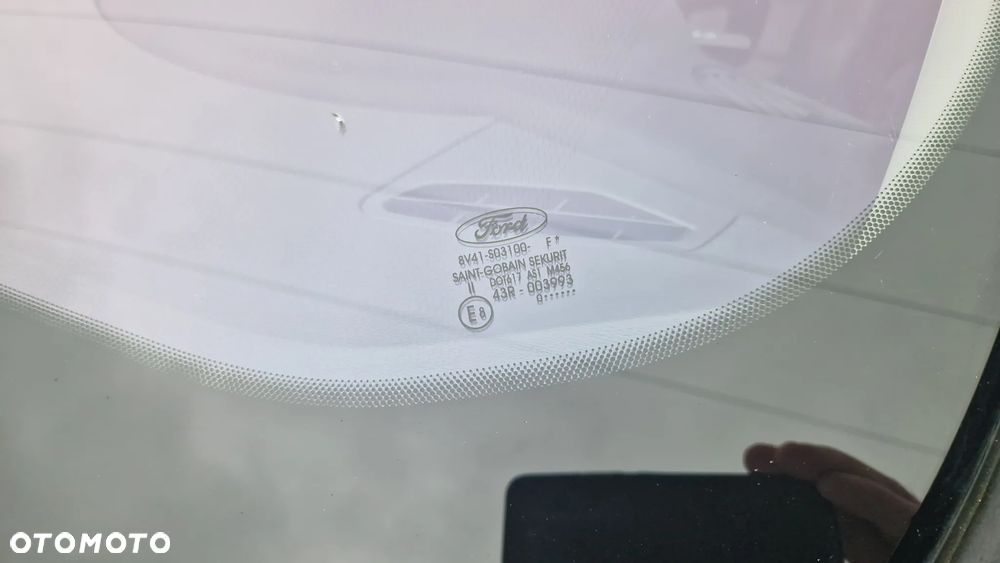 Ford Kuga 2.0 TDCi 2x4 Titanium - 37