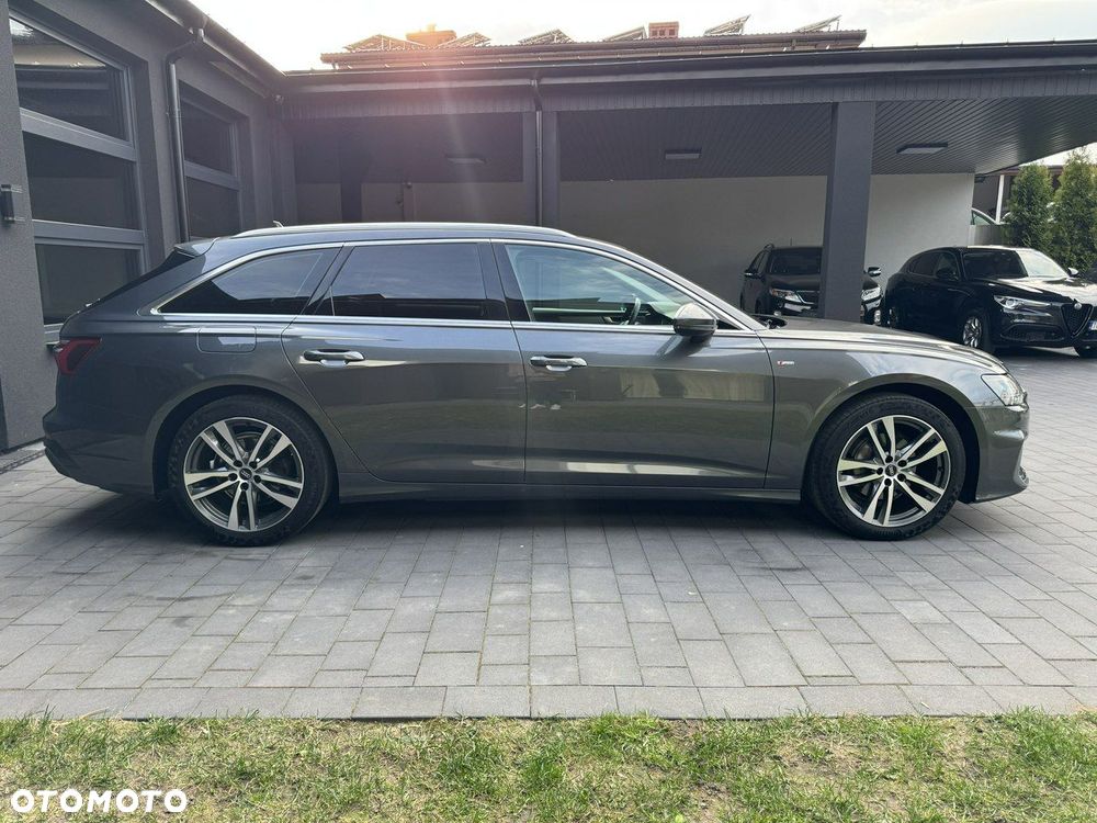 Audi A6 Avant 40 TDI quattro S tronic S line - 32