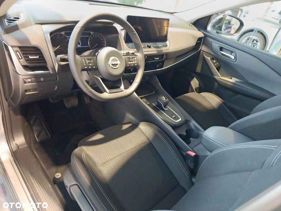 Nissan Qashqai 1.3 DIG-T MHEV Acenta Xtronic - 9
