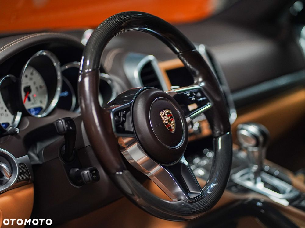 Porsche Cayenne S Diesel - 13
