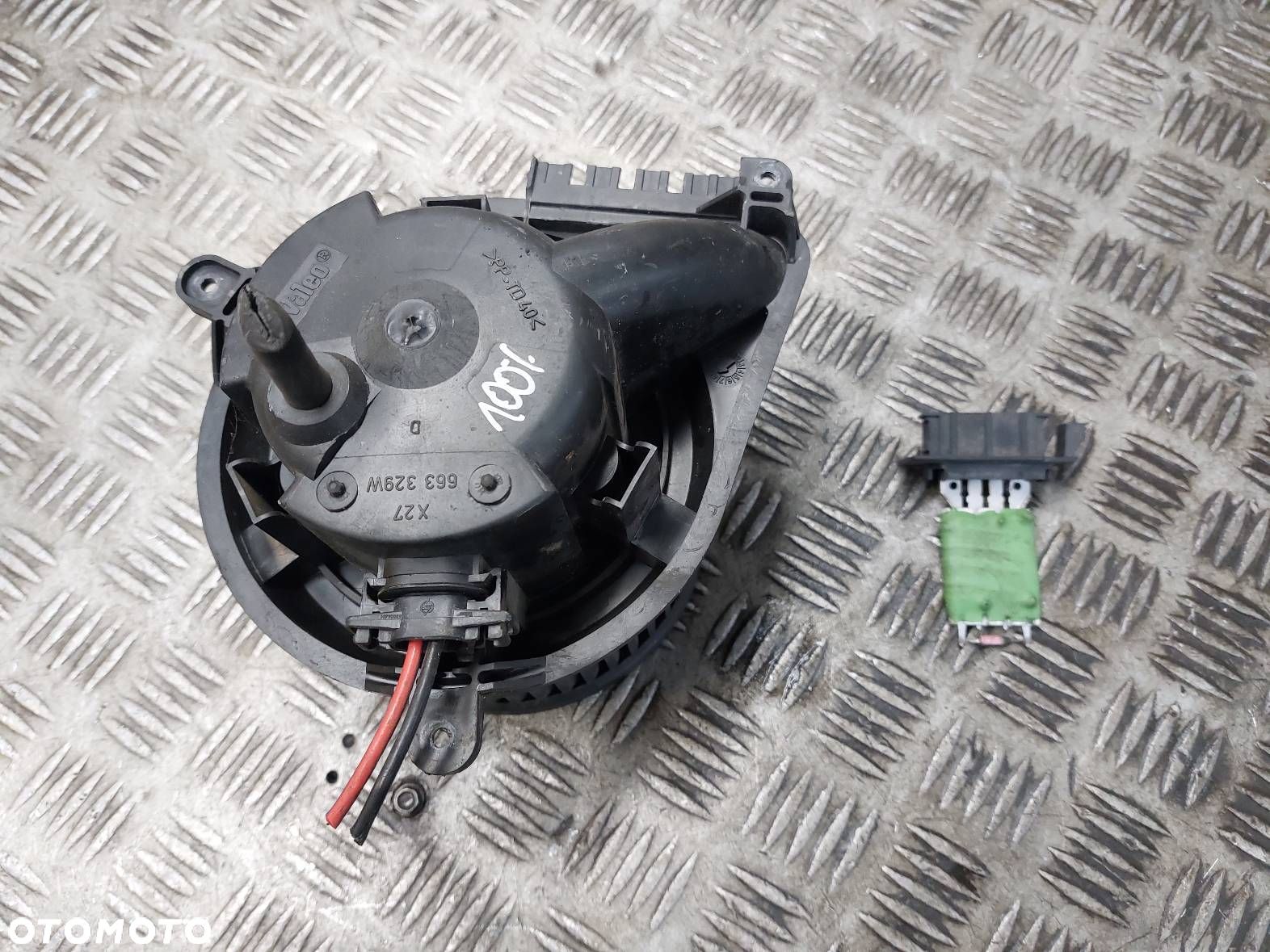 DMUCHAWA WENTYLATOR NAWIEWU + REZYSTOR VOLKSWAGEN LT 46 663329W - 1