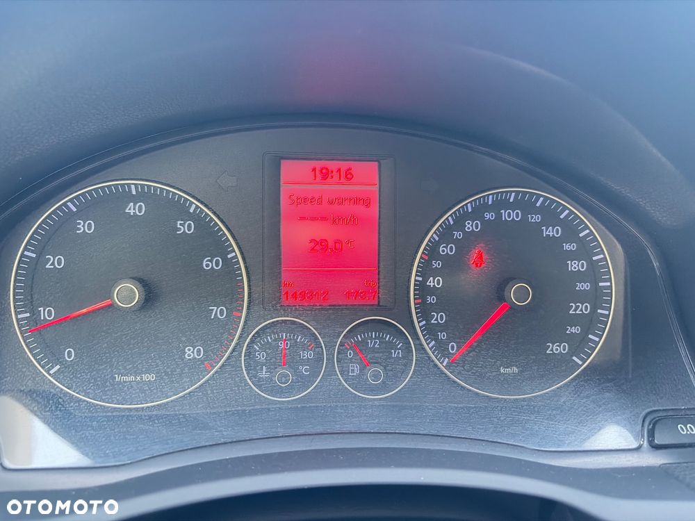 Volkswagen Golf 1.6 FSI Comfortline - 17