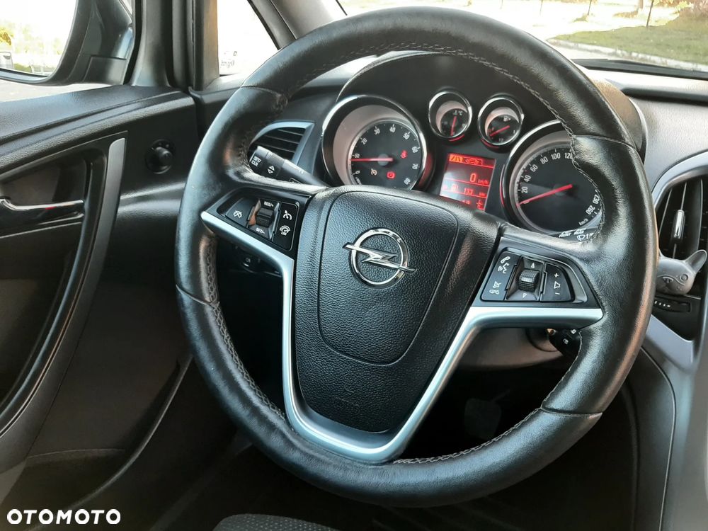 Opel Astra 1.4 Turbo Style - 20