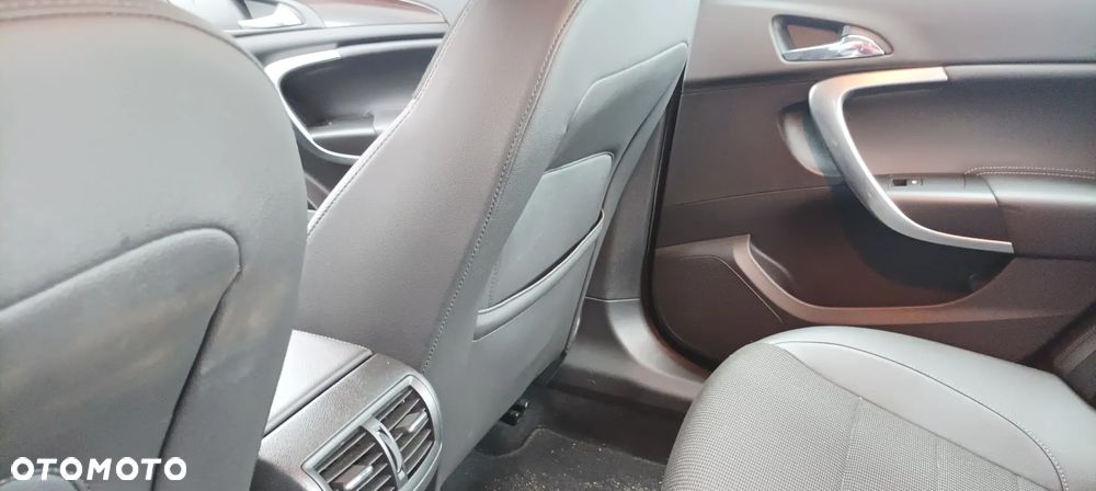 Opel Insignia 2.8 V6 Turbo 4x4 Automatik Cosmo - 17