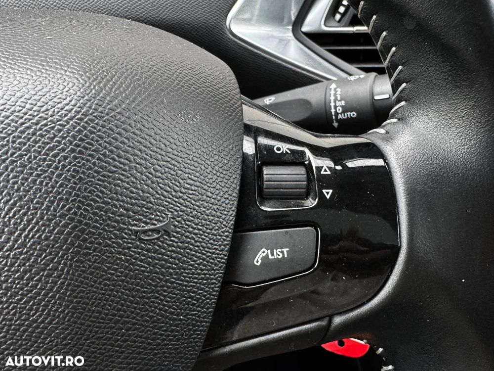 Peugeot 308 PureTech 110 Stop & Start Style - 40