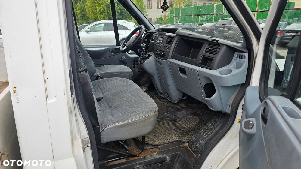 Ford Transit - 6