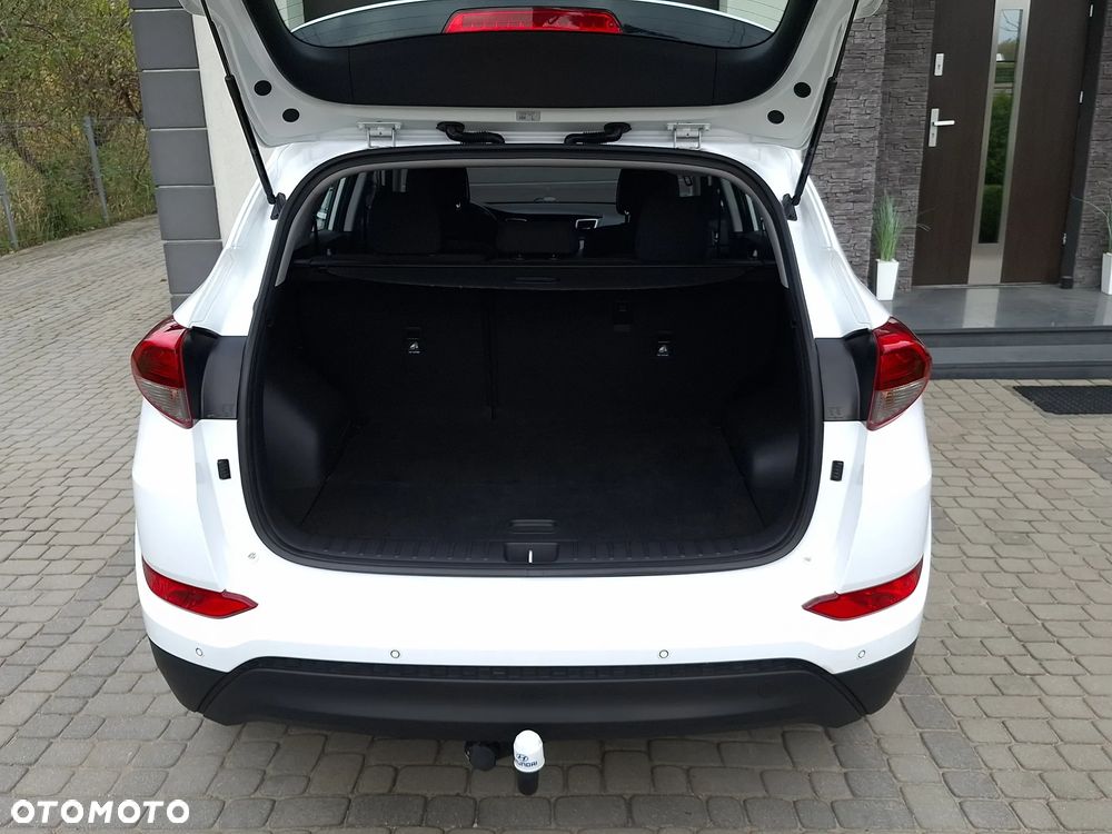 Hyundai Tucson blue 1.7 CRDi 2WD Passion Plus - 14