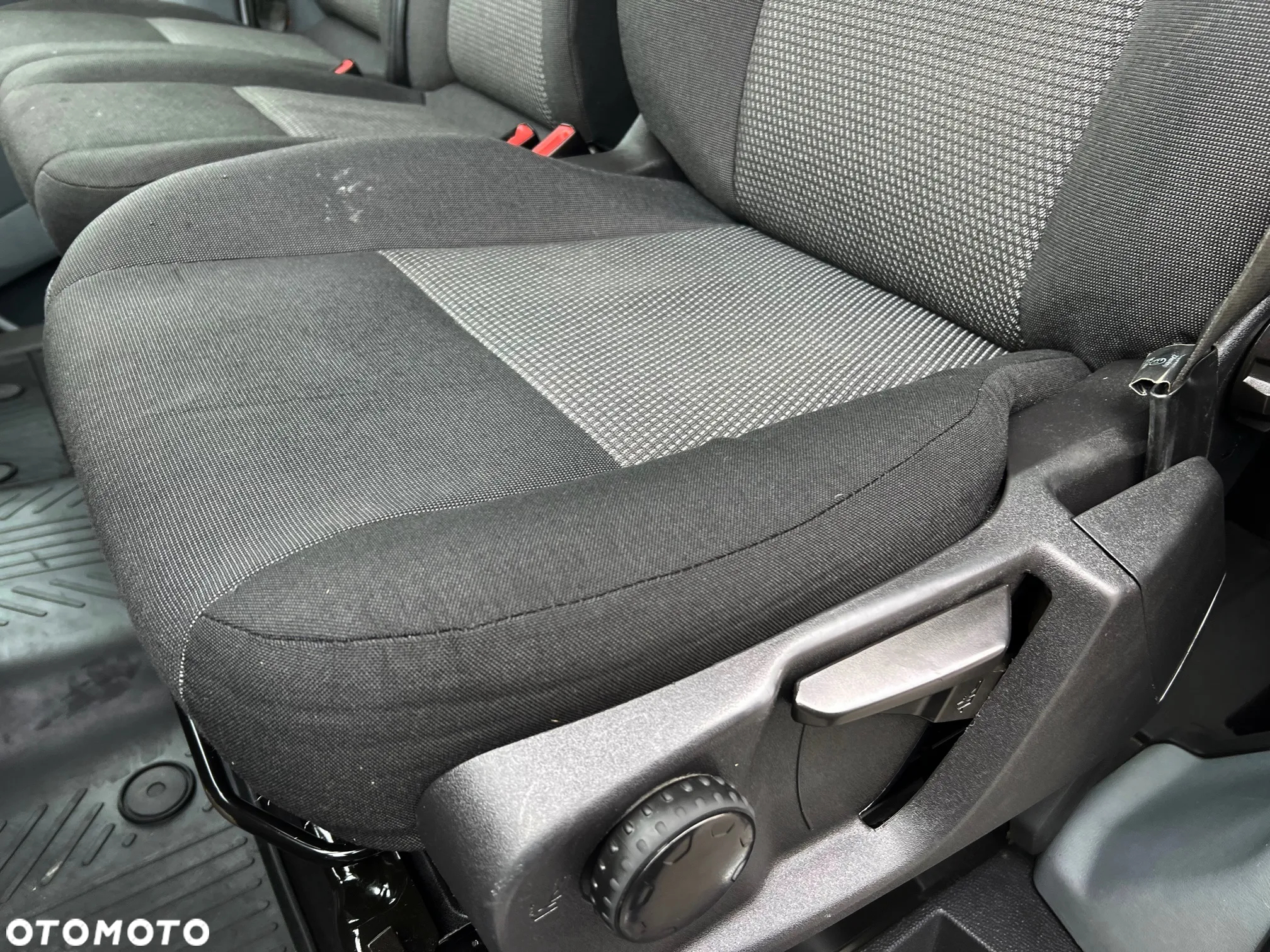 Ford Transit Doka 7-miejsc + Skrzynia  Salon PL Jeden Właściciel - 11