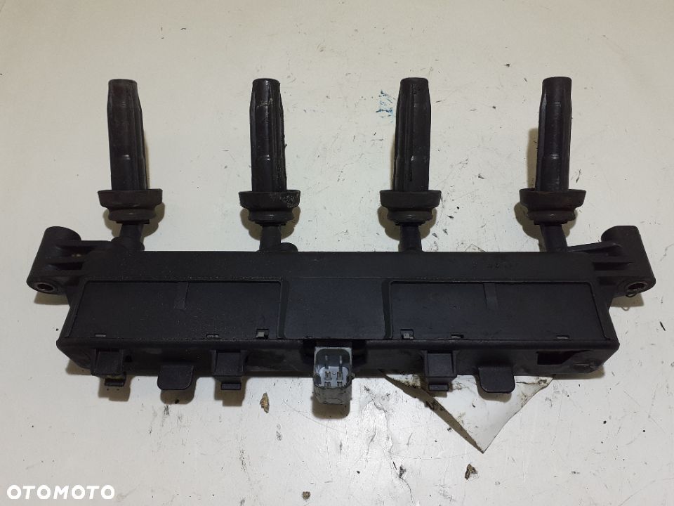 CEWKA ZAPŁONOWA CITROEN C3 1.4 2004 r. nr 9635864880 - 2