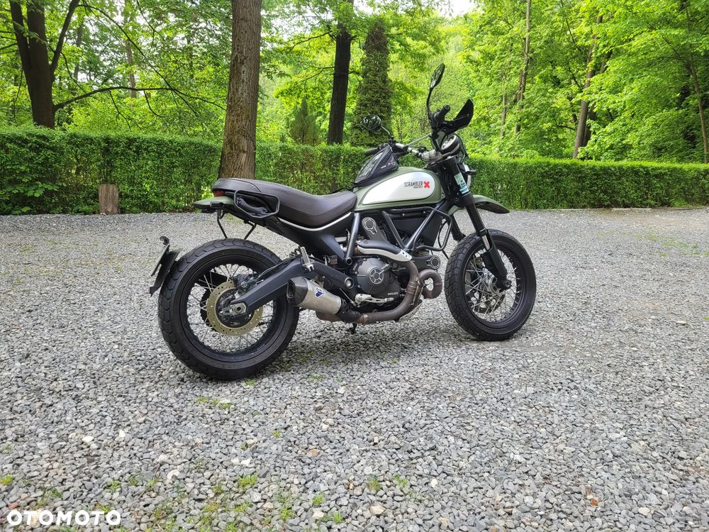 Ducati Scrambler - 1