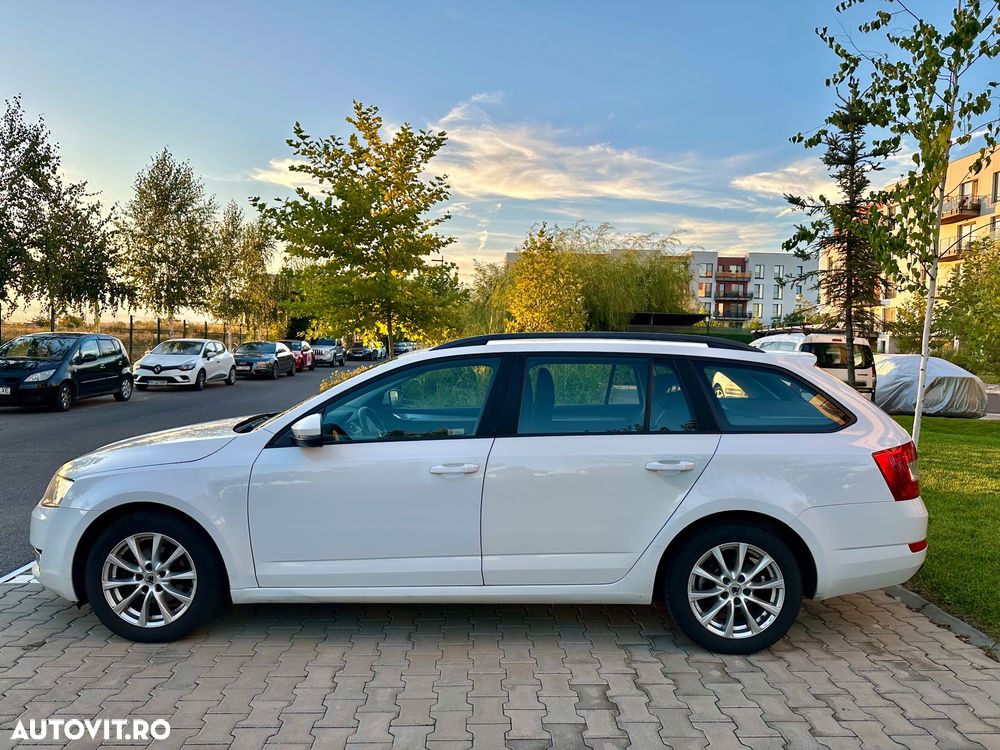 Skoda Octavia 1.6 TDI 4X4 AMBITION - 3