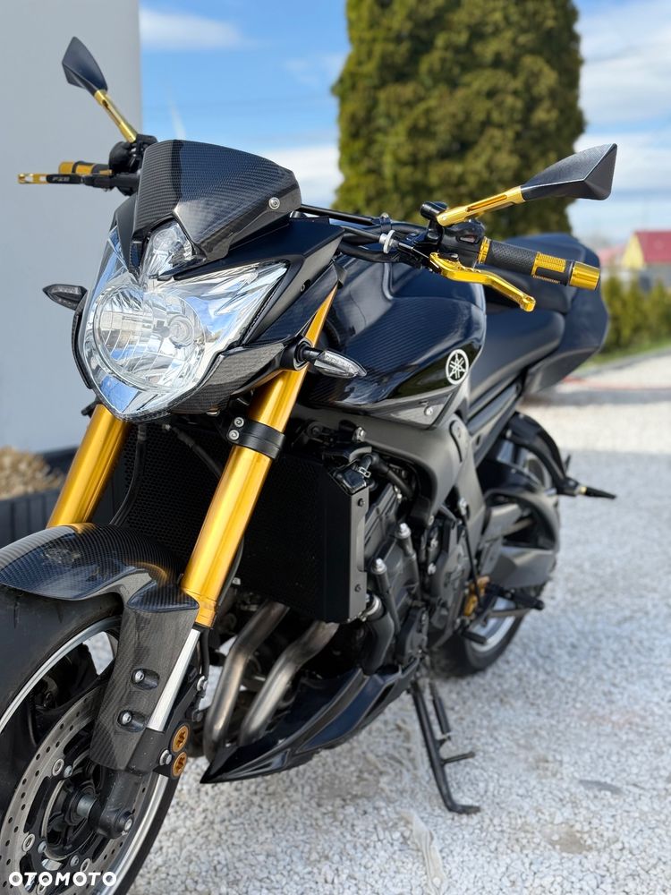 Yamaha FZ8 - 16