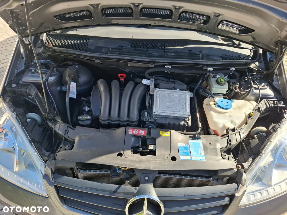 Mercedes-Benz Klasa A 180 BlueEfficiency - 16